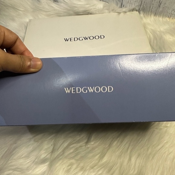 WEDGWOOD towel gift set - Picture 7 of 9